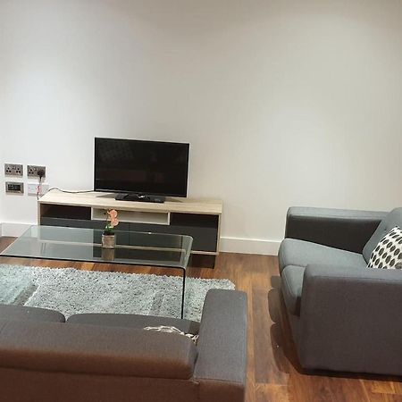 Stunning 2-Bed Apartment in Manchester City Centre Exterior foto