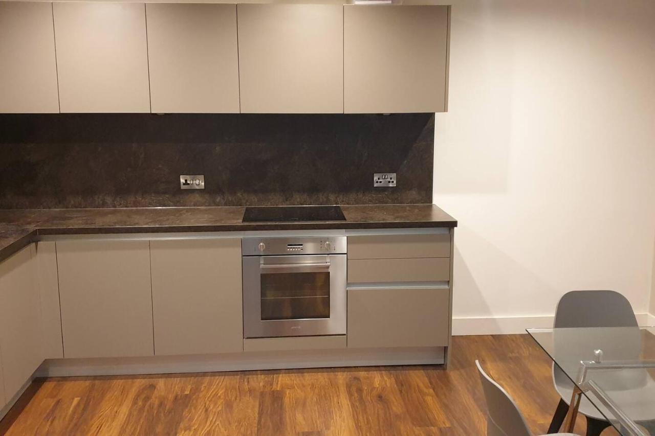 Stunning 2-Bed Apartment in Manchester City Centre Exterior foto