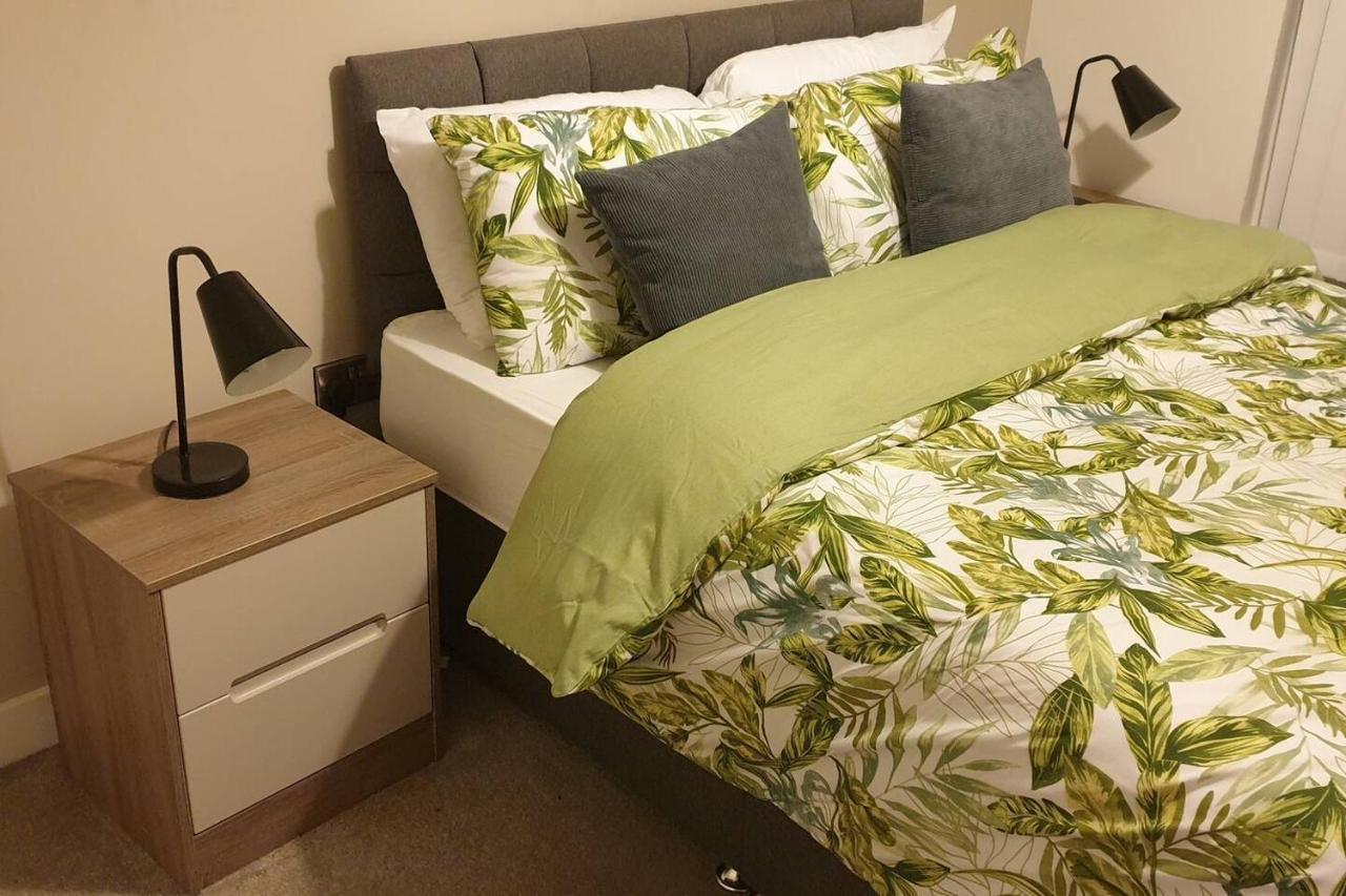Stunning 2-Bed Apartment in Manchester City Centre Exterior foto